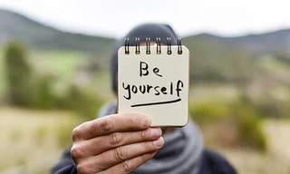 Điều đơn giản nhất để vượt qua nỗi sợ, không cách nào khác là chạy băng qua nó!