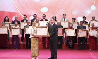 Yêu cầu của Bộ Chính trị về phát triển văn học, nghệ thuật giai đoạn mới