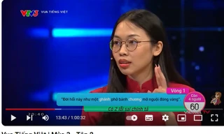 'Vua tiếng Việt' vừa trở lại đã bị nhặt sạn