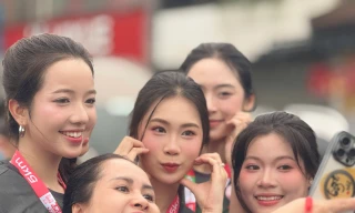 Những cô gái gây chú ý ở Tiền Phong Marathon 2025