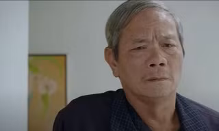 'Dưới bóng cây hạnh phúc' tập 43: Ông Công (NSND Quốc Trị) xin Nhài (Huyền Thạch) buông tha con trai