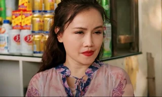 'Làng trong phố' tập 23: Cô bán nước (Hoàng Yến) thực chất là tú bà