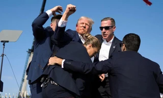 Ảnh ông Donald Trump bị ám sát hụt giành giải Pulitzer