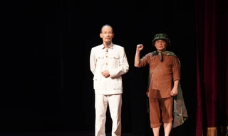 'Người đi dép cao su' về Bác được dàn dựng mới lạ