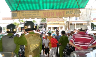 Dựng kịch thôi miên cướp vàng để chạy nợ