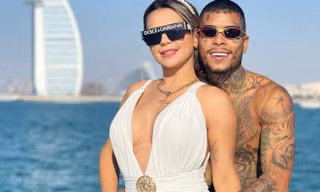 Sợ vợ bắt quả tang 'quan hệ' tập thể ở khách sạn, nam ca sĩ nhảy từ tầng 5 xuống tử vong 