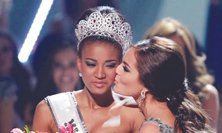 Tân Hoa hậu Hoàn vũ có thể bị tước vương miện