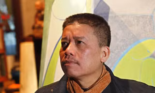 Nguyễn Việt Hà - con giai phố cổ