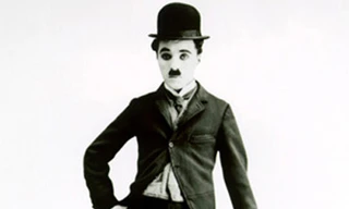 Hề Charlot lại nóng