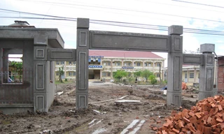 Trường ở Ngã Năm còn ngổn ngang