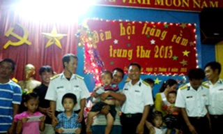 Đêm hội trăng rằm ở đảo Song Tử Tây