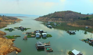 Chuyện ít biết về 'xóm chài' trên núi