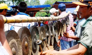 Kỳ bí lễ hội người sống gặp gỡ người chết ở Tây Nguyên