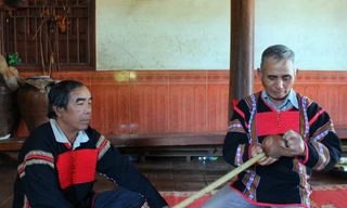 Mở lớp dạy đánh cồng chiêng cho thế hệ trẻ