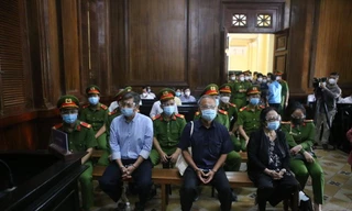 Viện Kiểm sát bảo lưu quan điểm, qua đó đề nghị HĐXX tuyên cả 10 bị cáo cùng phạm tội.