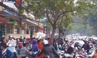 Học sinh tiểu học cũng được điều chỉnh lại giờ tan lớp trước 17h30. Ảnh: Trọng Đảng