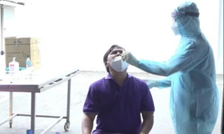 Cần Thơ: Lấy 68.000 mẫu xét nghiệm nhanh COVID-19 ở cộng đồng