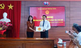 Hậu Giang điều động, bổ nhiệm cán bộ