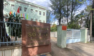 Liên quan đến Việt Á, Giám đốc, Phó Giám đốc Sở Y tế Trà Vinh bị kỷ luật