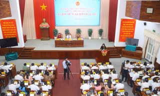 Hậu Giang hỗ trợ thêm tối đa 200 triệu đồng cho cán bộ tự nguyện tinh giản biên chế