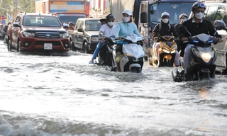 Cần Thơ chật vật với triều cường vượt báo động 3 nhiều ngày liền