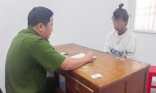 Làm rõ vụ đốt xe ô tô ở Vĩnh Long