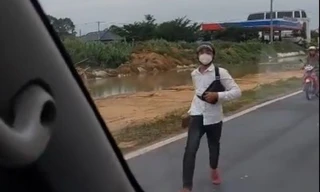 Công an thông tin vụ xe cứu thương bị chặn đường ném vỡ kính