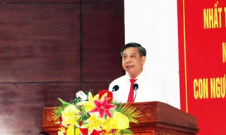 Báo Tiền Phong nhận Bằng khen của Chủ tịch UBND tỉnh Hậu Giang