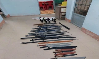 Sắm loạt vũ khí để 'chữa bệnh'