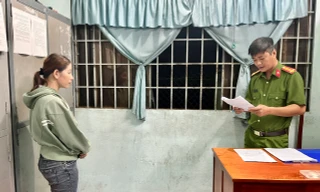 Hàng xóm đánh nhau vì chuyện 'chó đi vệ sinh trước nhà', 1 người chết