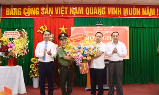 Giám đốc Công an các tỉnh Kon Tum, Gia Lai, Vĩnh Long, Bình Định nghỉ hưu
