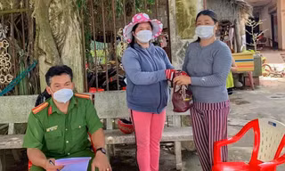 Tiểu thương trả lại tài sản gần 40 triệu đồng cho người đánh rơi