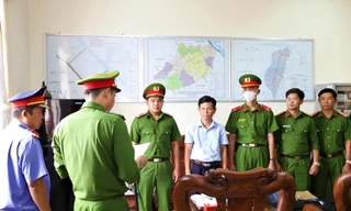 Bắt Phó ban Quản lý các khu công nghiệp tỉnh Hậu Giang 