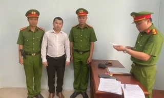Nhân viên ngân hàng lạm dụng tín nhiệm chiếm đoạt tài sản