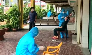 Hậu Giang xét nghiệm sàng lọc 100% hộ dân, 7 huyện/thành thực hiện Chỉ thị 15