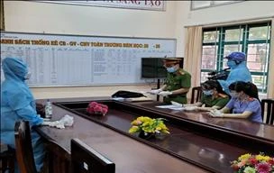 Bắt nữ đối tượng nhiều lần vi phạm quy định cách ly, dùng chai cồn đánh công an