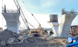 Dự án cầu gần 800 tỷ chậm tiến độ, 3 lần cảnh cáo nhà thầu