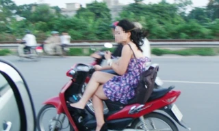 Khi người trẻ ra đường