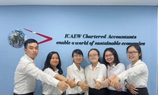 6 thành viên đội đại diện khu vực phía Nam trong 14 học viên ICAEW CFAB Việt Nam tham dự chung kết cuộc thi khu vực diễn ra vào ngày 22/5 tới.