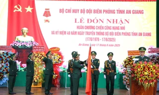 Bộ đội Biên phòng An Giang đón nhận Huân chương Chiến công hạng Nhì
