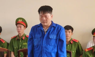 Nhiều lần đốt nhà họ hàng của bạn gái để níu kéo tình cảm