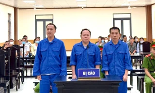 ‘Mật mã’ trong sổ ghi chép tiền nhận hối lộ của nhóm cựu CSGT đường thuỷ