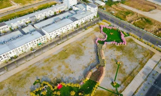 Kiên Giang khai trương đường hoa xuân hình bản đồ Việt Nam