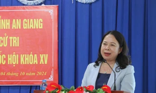 Phó Chủ tịch nước Võ Thị Ánh Xuân tiếp xúc cử tri tại An Giang