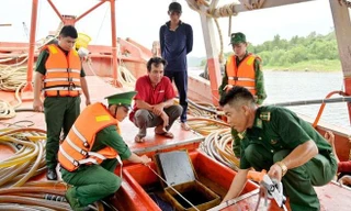 Bí ẩn dưới hầm đựng cá của con tàu không ngư cụ trên biển Kiên Giang