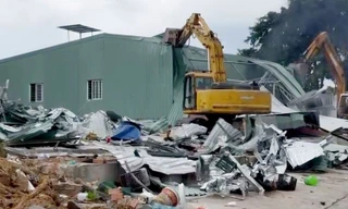 Phú Quốc cưỡng chế, phá dỡ nhiều nhà lấn chiếm rừng quốc gia