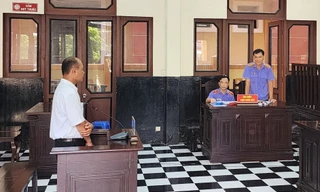 Cựu Đội trưởng cảnh sát điều tra gợi ý người nhà đối tượng ma túy đưa tiền để 'xử nhẹ'