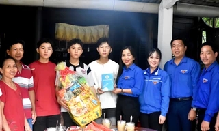 3 anh em ruột tên 'Tấn, Tài, Lộc' tình nguyện cùng nhập ngũ 1 ngày