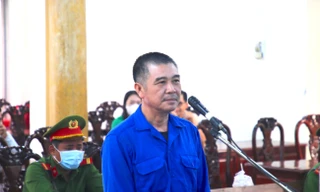 Tuyên án nhóm cựu cảnh sát kinh tế bỏ lọt bà trùm Mười Tường 