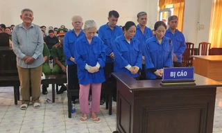 Nhóm bác sĩ, bảo vệ làm khống gần 1.700 giấy khám sức khỏe lĩnh 68 năm tù